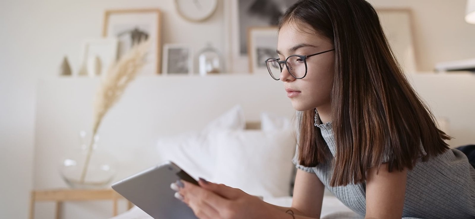 Óculos com filtro de luz azul proteção, conforto e bem-estar visual no dia a dia